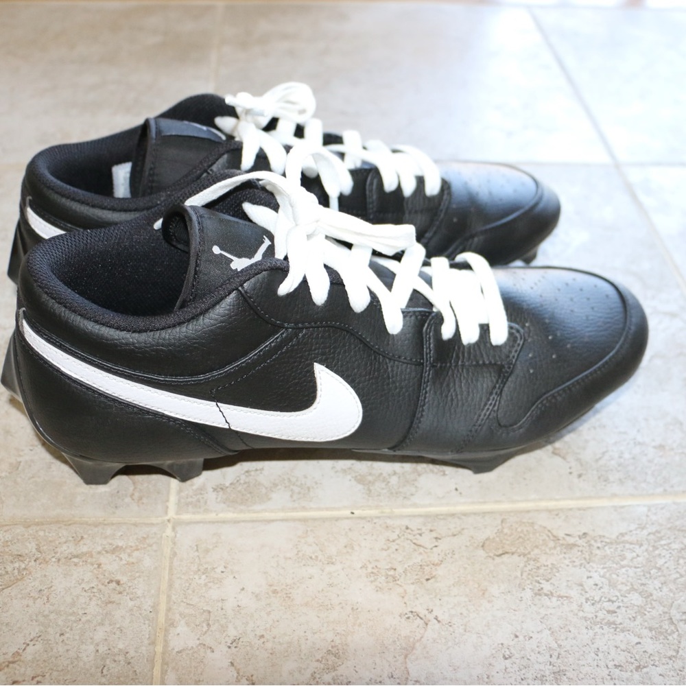Jordan 1 football cleats